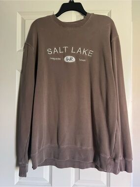 NWOT Whiskey Bent Crewneck Sweater - Brown